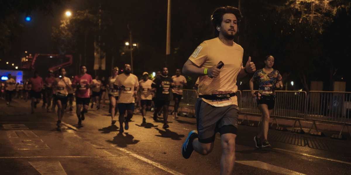 Mizuno Waist Pouch Review - Minimalistische Must-Have voor Hardlopen.